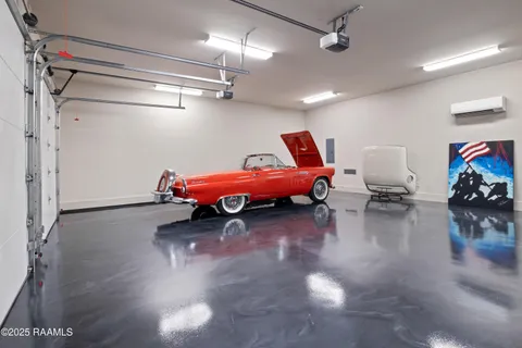 $4,500,000 | 235 North Fieldspan Road, Unit B, Scott, LA 70583