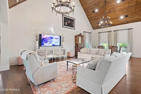 $4,500,000 | 235 North Fieldspan Road, Unit B, Scott, LA 70583