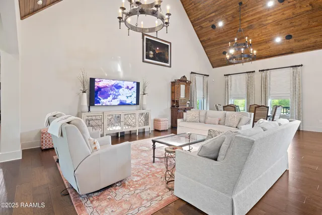 $4,600,000 | 235 North Fieldspan Road, Unit B, Scott, LA 70583