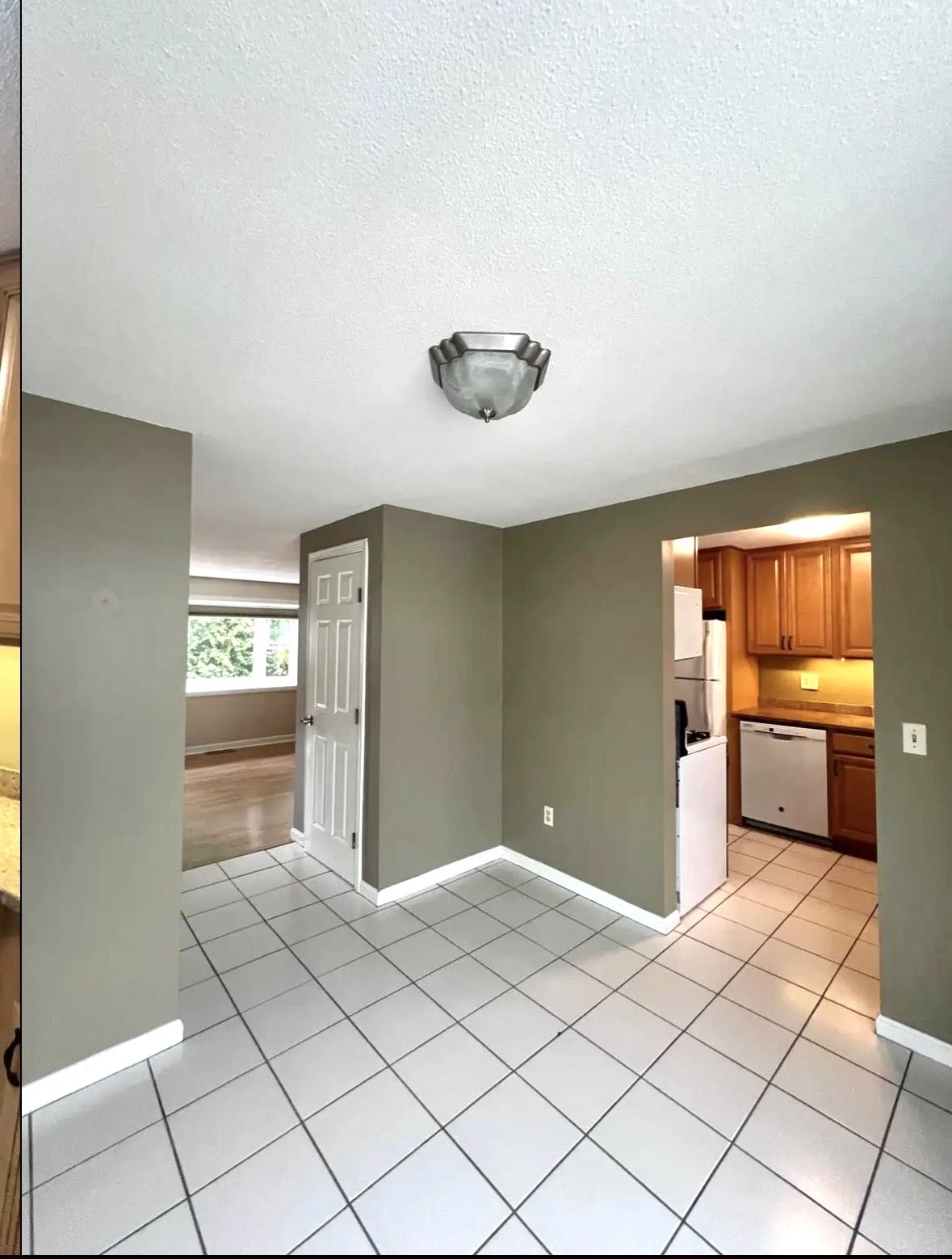 777 Middle Road, Unit 18 Portsmouth, NH 03801 - Photo 5 of 16 Gallery Image 5