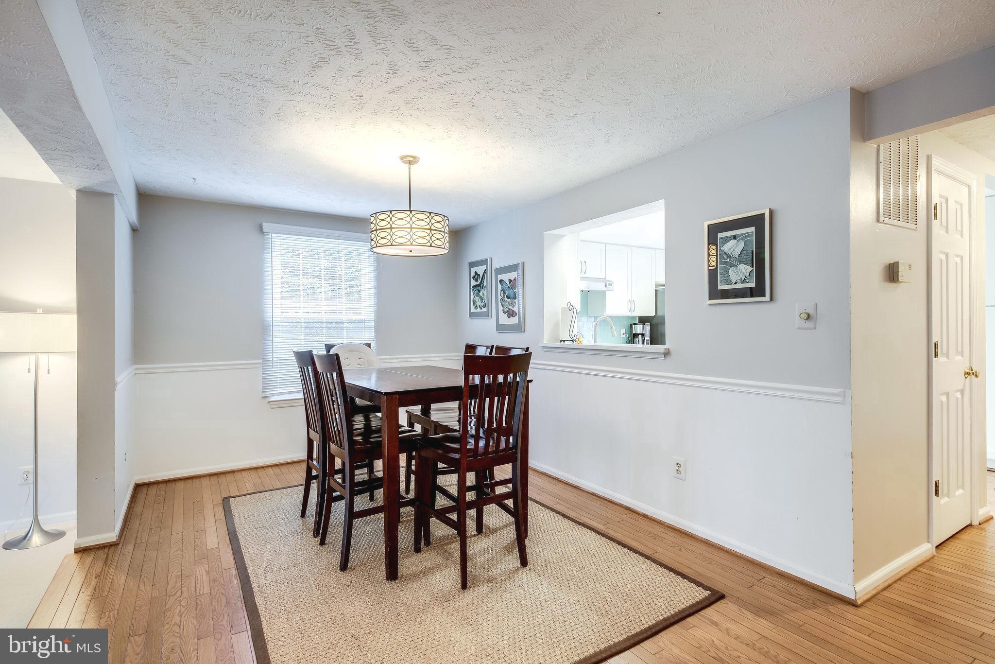 1486 Autumn Ridge Circle Reston, VA 20194 - Photo 11 of 28 Dining area