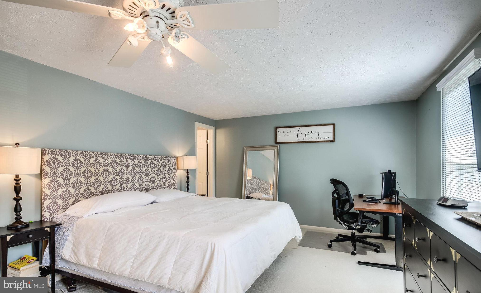 1486 Autumn Ridge Circle Reston, VA 20194 - Photo 15 of 28 Master bedroom