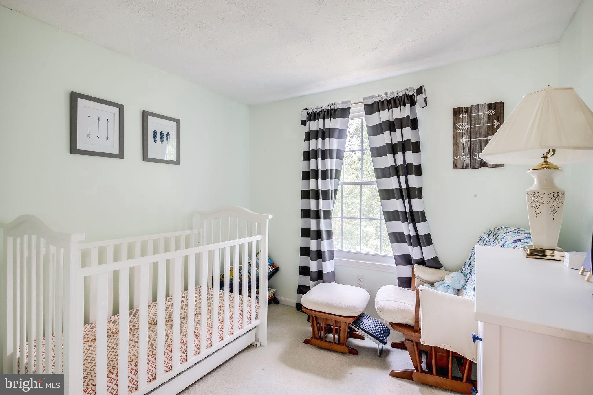 1486 Autumn Ridge Circle Reston, VA 20194 - Photo 17 of 28 2nd bedroom