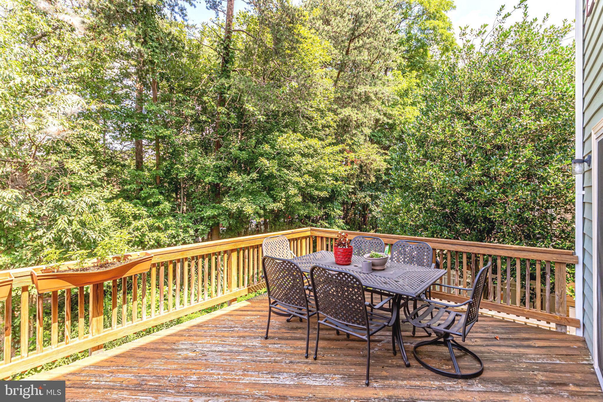 1486 Autumn Ridge Circle Reston, VA 20194 - Photo 25 of 28 Main level deck