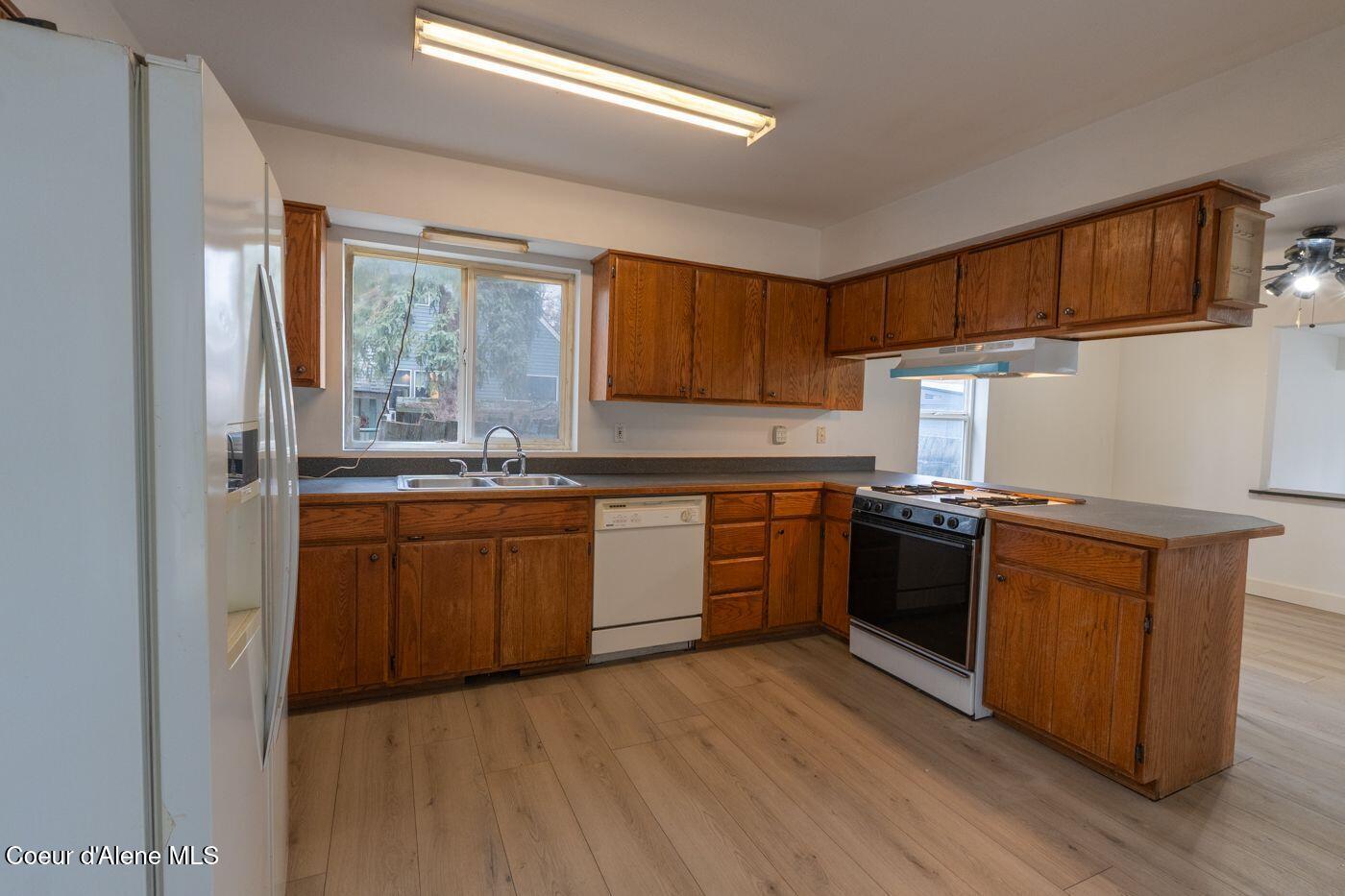 1001 North 6th Street Coeur D'Alene, ID 83814 - Photo 10 of 27 Kitchen