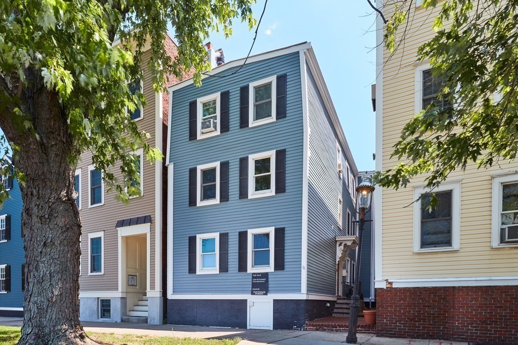 36 Austin Street, Unit 2 Boston, MA 02129 - Photo 1 of 18