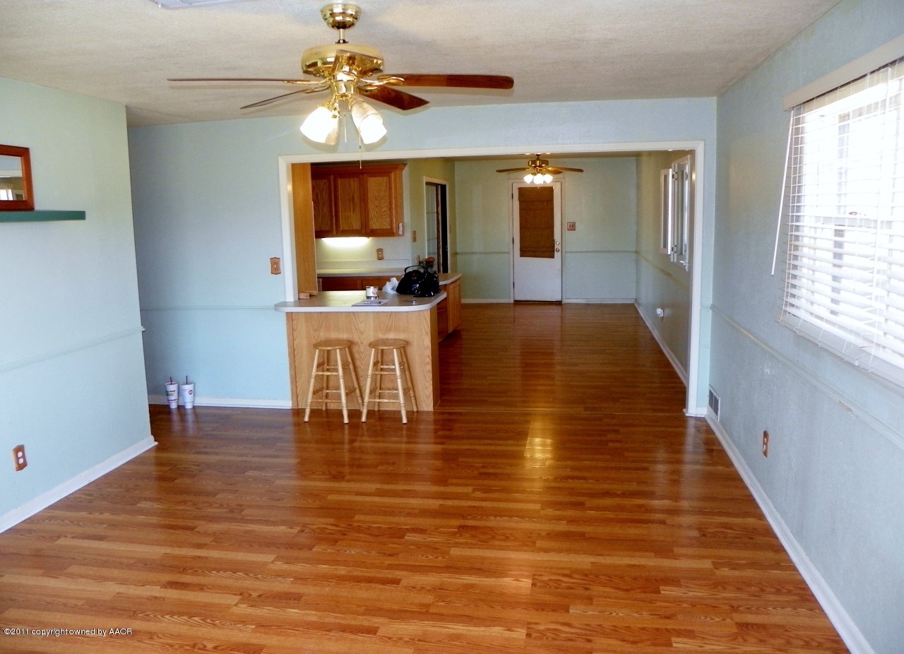 100 Raton Trail Amarillo, TX 79108 - Photo 4 of 34 100_0378
