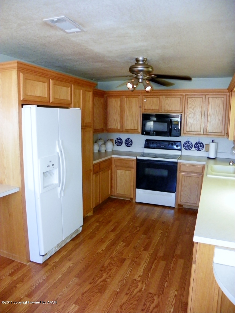 100 Raton Trail Amarillo, TX 79108 - Photo 5 of 34 100_0379