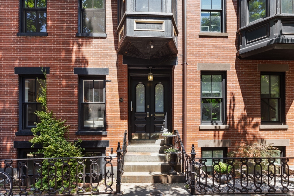 201 West Springfield Street, Unit 3 Boston, MA 02118 - Photo 30 of 32