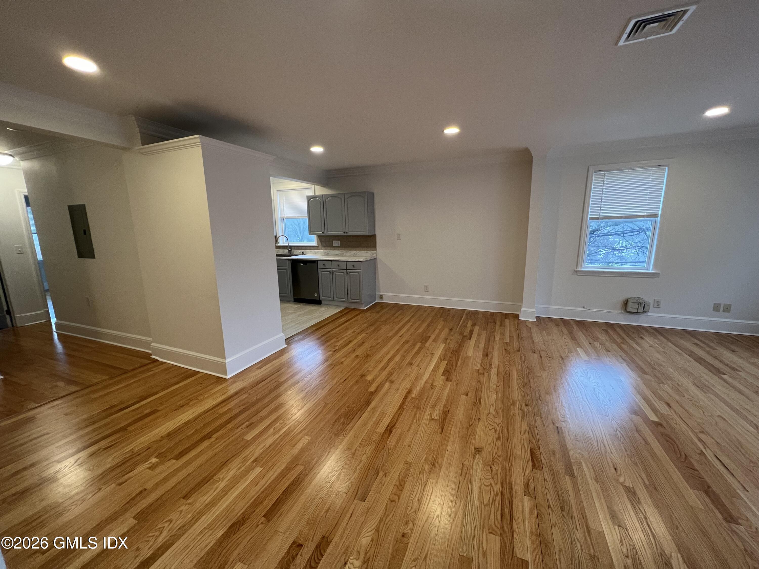 274 Valley Road, Unit 2 Cos Cob, CT 06807 - Photo 2 of 10 83FB3575-FB14-42AE-9628-977DD118ABF0