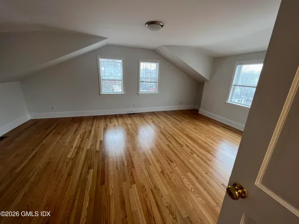 $3,500 | 274 Valley Road, Unit 2, Cos Cob, CT 06807
