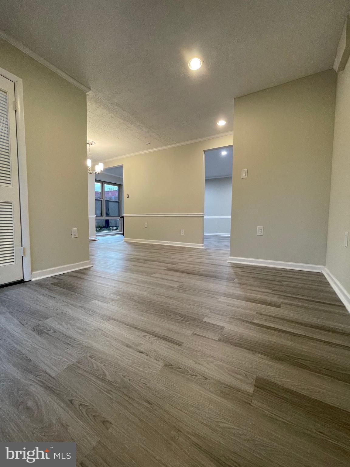 2200 Greenery Lane, Unit 10123 Silver Spring, MD 20906 - Photo 6 of 29 Dining Area