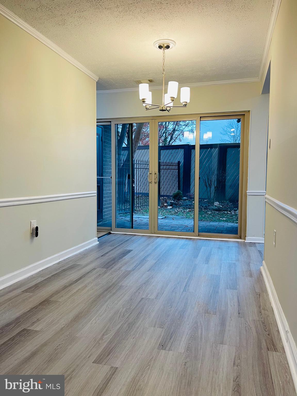 2200 Greenery Lane, Unit 10123 Silver Spring, MD 20906 - Photo 10 of 29 Family Room