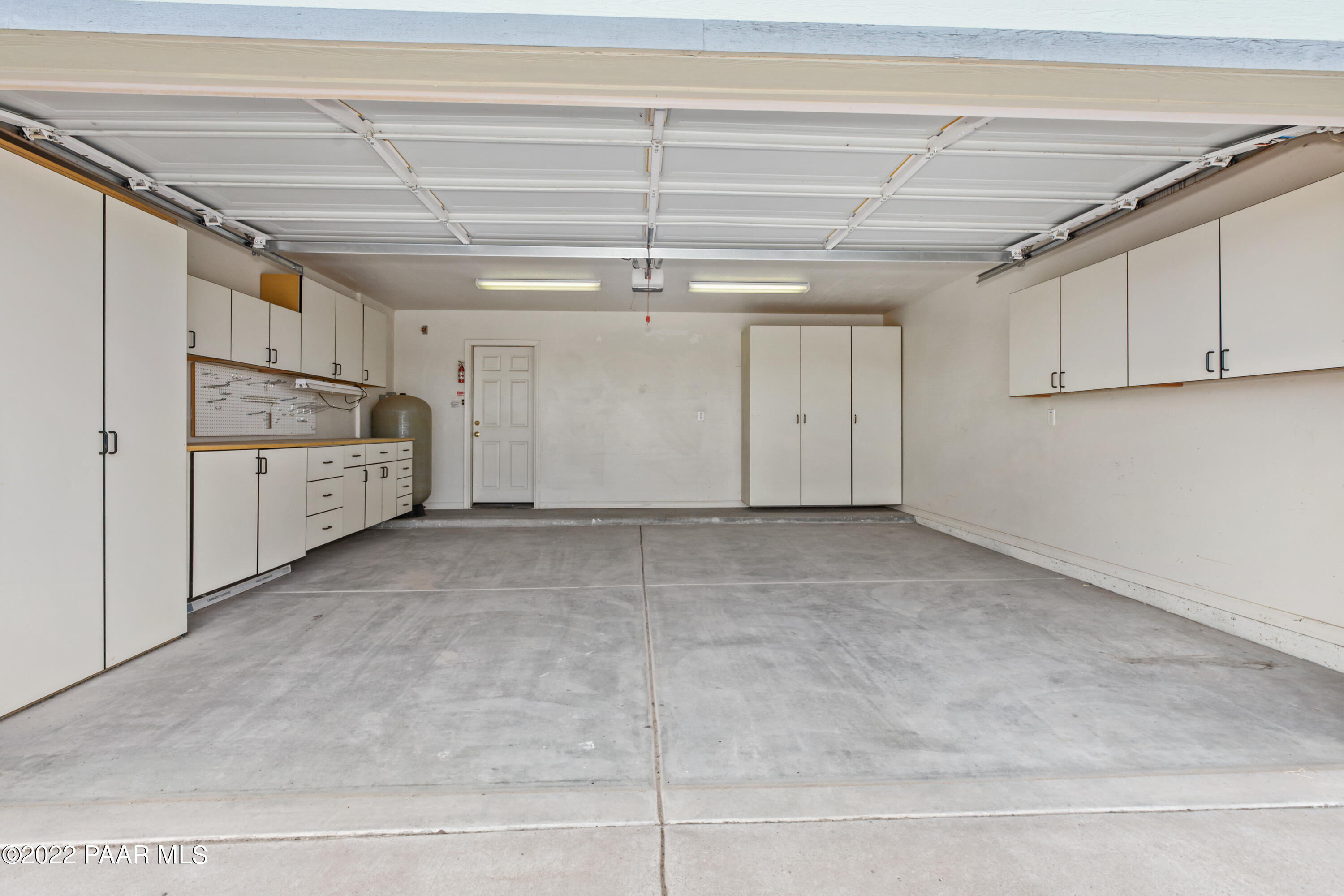22475 North Docs Road Paulden, AZ 86334 - Photo 19 of 36 028_Garage