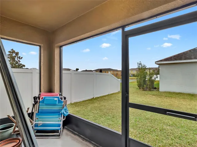 $2,100 | 1909 Hawks View Drive, Ruskin, FL 33570