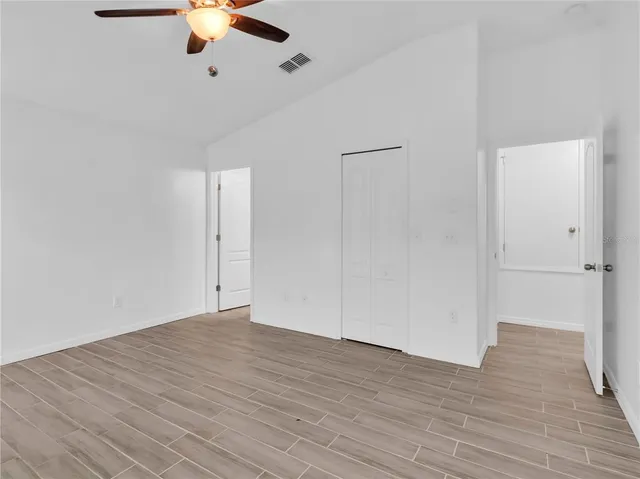$2,100 | 1909 Hawks View Drive, Ruskin, FL 33570