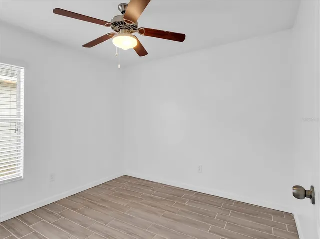 $2,100 | 1909 Hawks View Drive, Ruskin, FL 33570