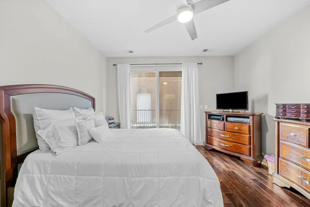 $610,000 | 3215 North Elston Avenue, Unit 1N, Chicago, IL 60618