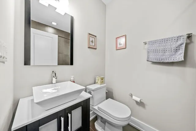 $610,000 | 3215 North Elston Avenue, Unit 1N, Chicago, IL 60618