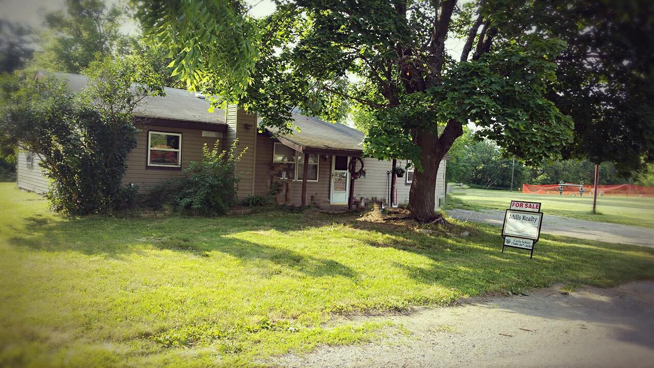 6100 Old Logan Road Southeast Lancaster, OH 43130 - Photo 2 of 7