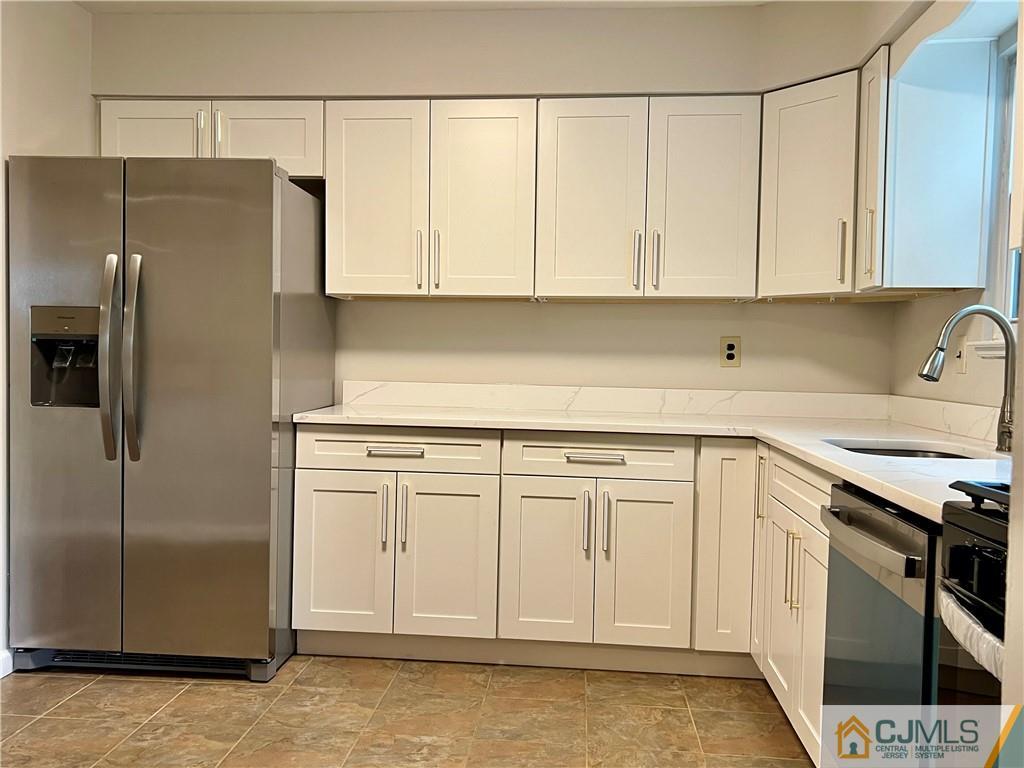 7502 Hana Road Edison, NJ 08817 - Photo 11 of 27