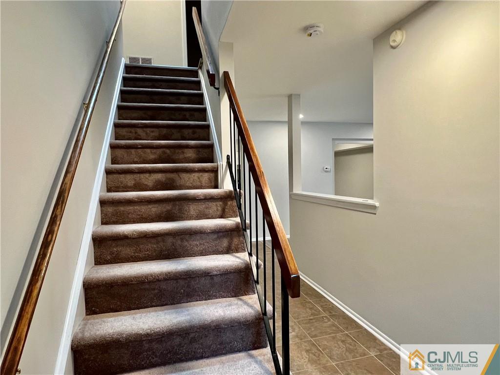 7502 Hana Road Edison, NJ 08817 - Photo 15 of 27