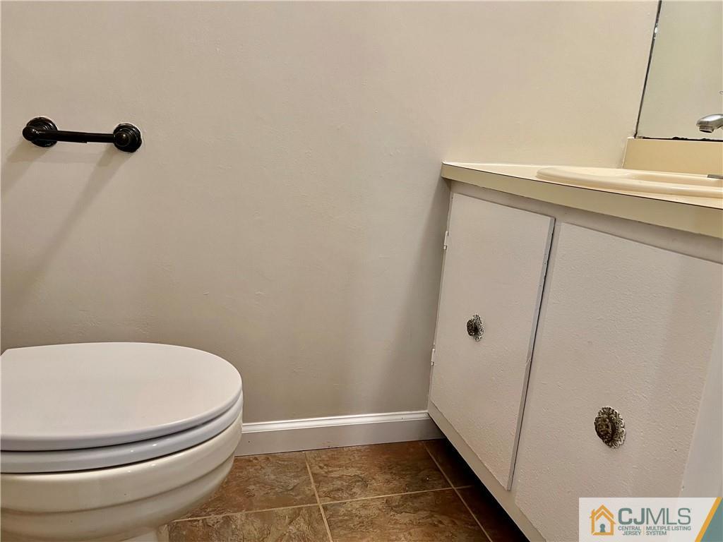 7502 Hana Road Edison, NJ 08817 - Photo 26 of 27