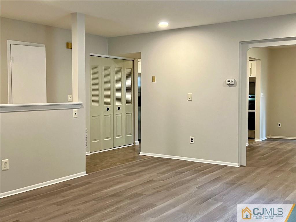 7502 Hana Road Edison, NJ 08817 - Photo 3 of 27