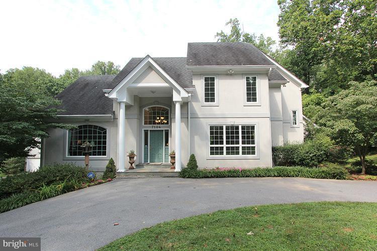 7104 River Road Bethesda, MD 20817 - Photo 29 of 29 Exterior (Front)