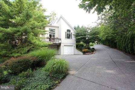 7104 River Road Bethesda, MD 20817 - Photo 9 of 29 Private Wooded Setting