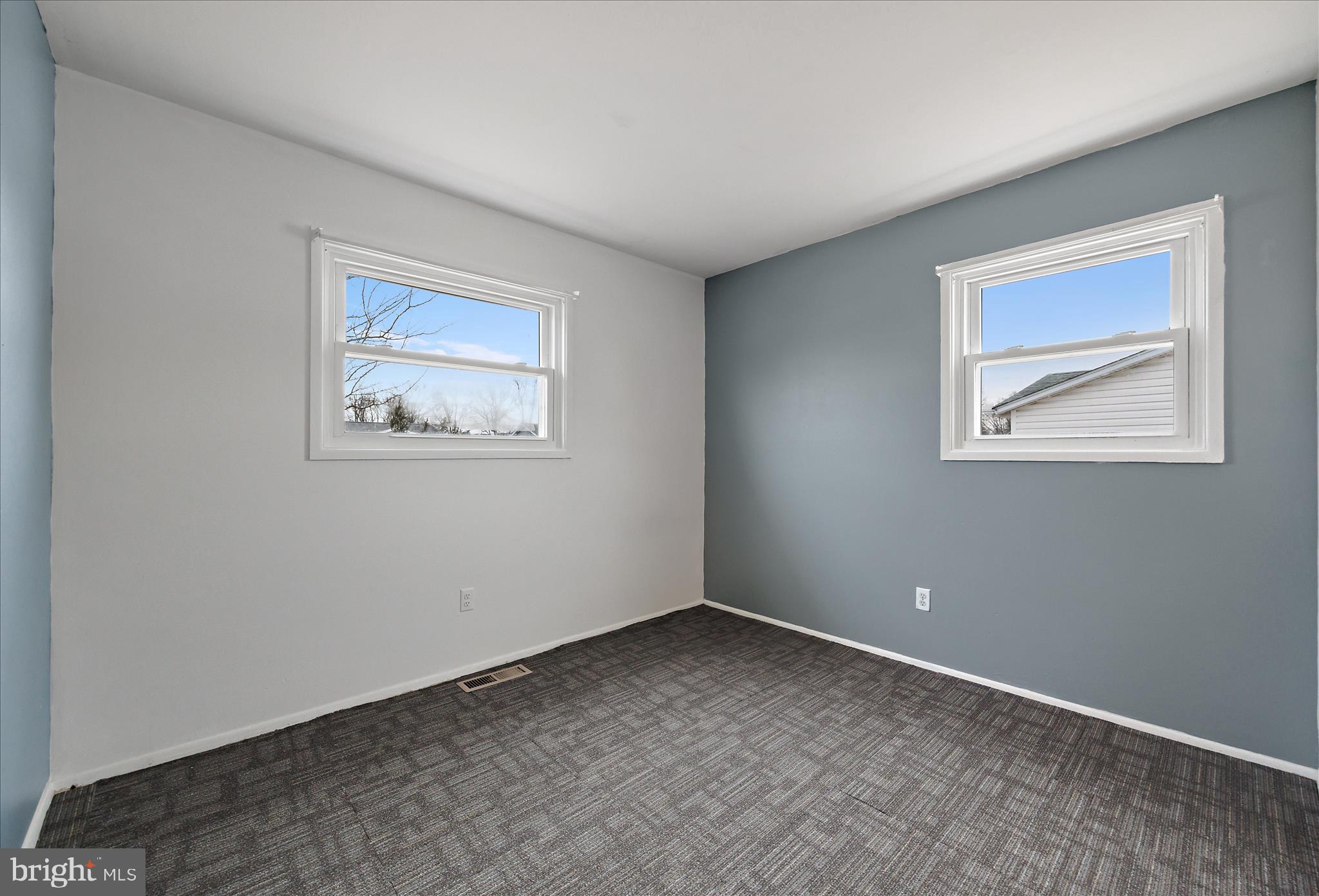 518 Kintop Road Glen Burnie, MD 21061 - Photo 18 of 33 a view of room with window