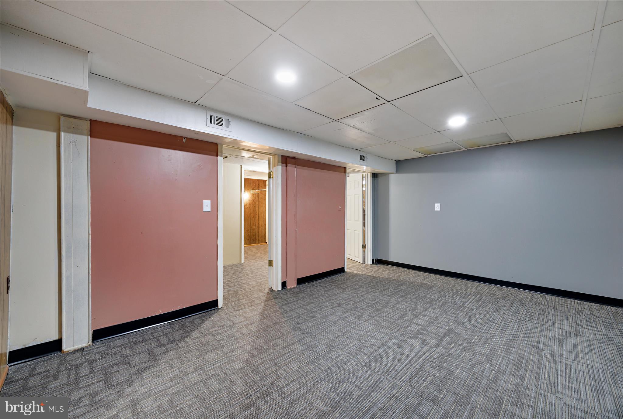 518 Kintop Road Glen Burnie, MD 21061 - Photo 23 of 33 a view of an empty room