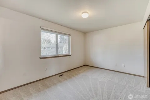 $474,950 | 15711 24th Avenue East, Tacoma, WA 98445