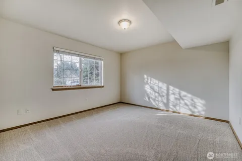 $474,950 | 15711 24th Avenue East, Tacoma, WA 98445