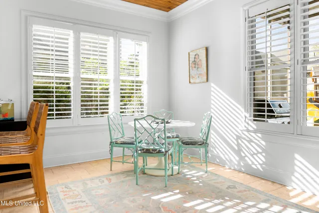 $550,000 | 116 Lake Village Drive, Madison, MS 39110