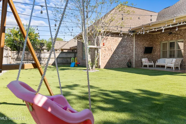 $550,000 | 116 Lake Village Drive, Madison, MS 39110