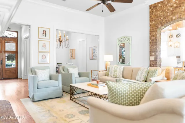 $550,000 | 116 Lake Village Drive, Madison, MS 39110