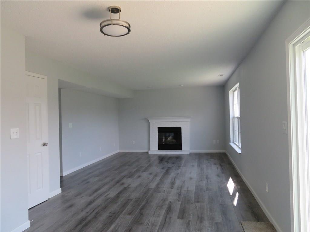 10813 Ravelle Road Indianapolis, IN 46234 - Photo 8 of 36 Gallery Image 8