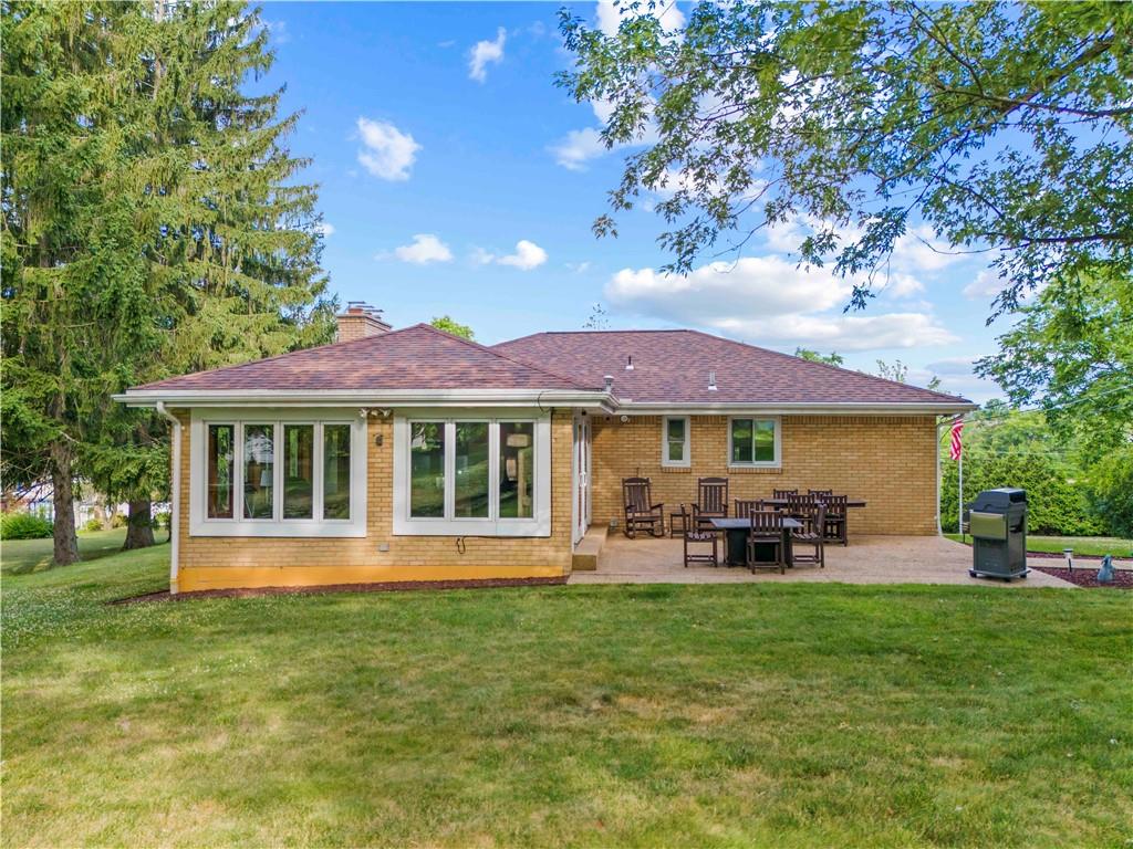 5501 Library Road Bethel Park, PA 15102 - Photo 3 of 5 Gallery Image 3