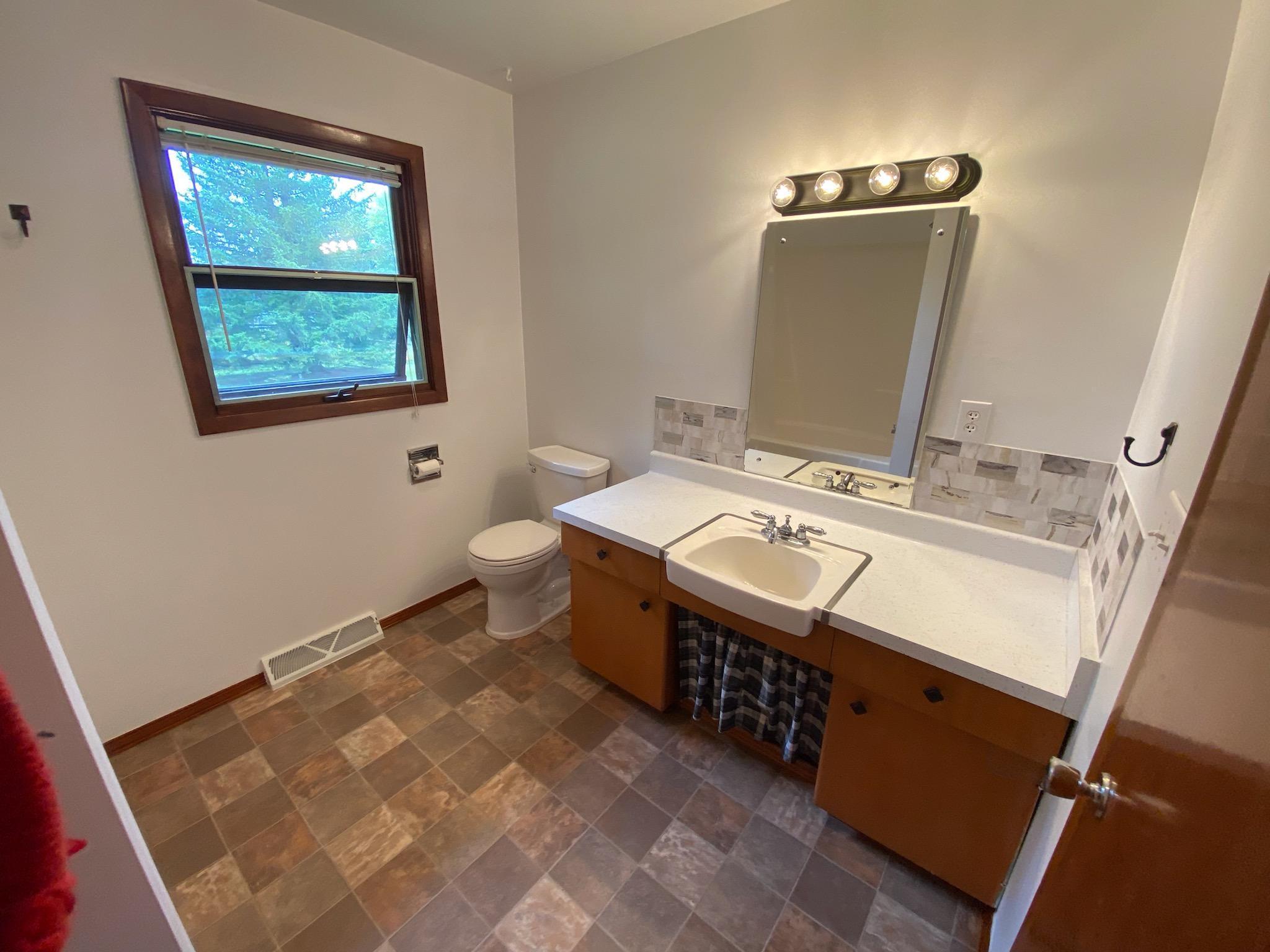 5740 Eagle Lake Road Cromwell, MN 55726 - Photo 10 of 24 Gallery Image 10