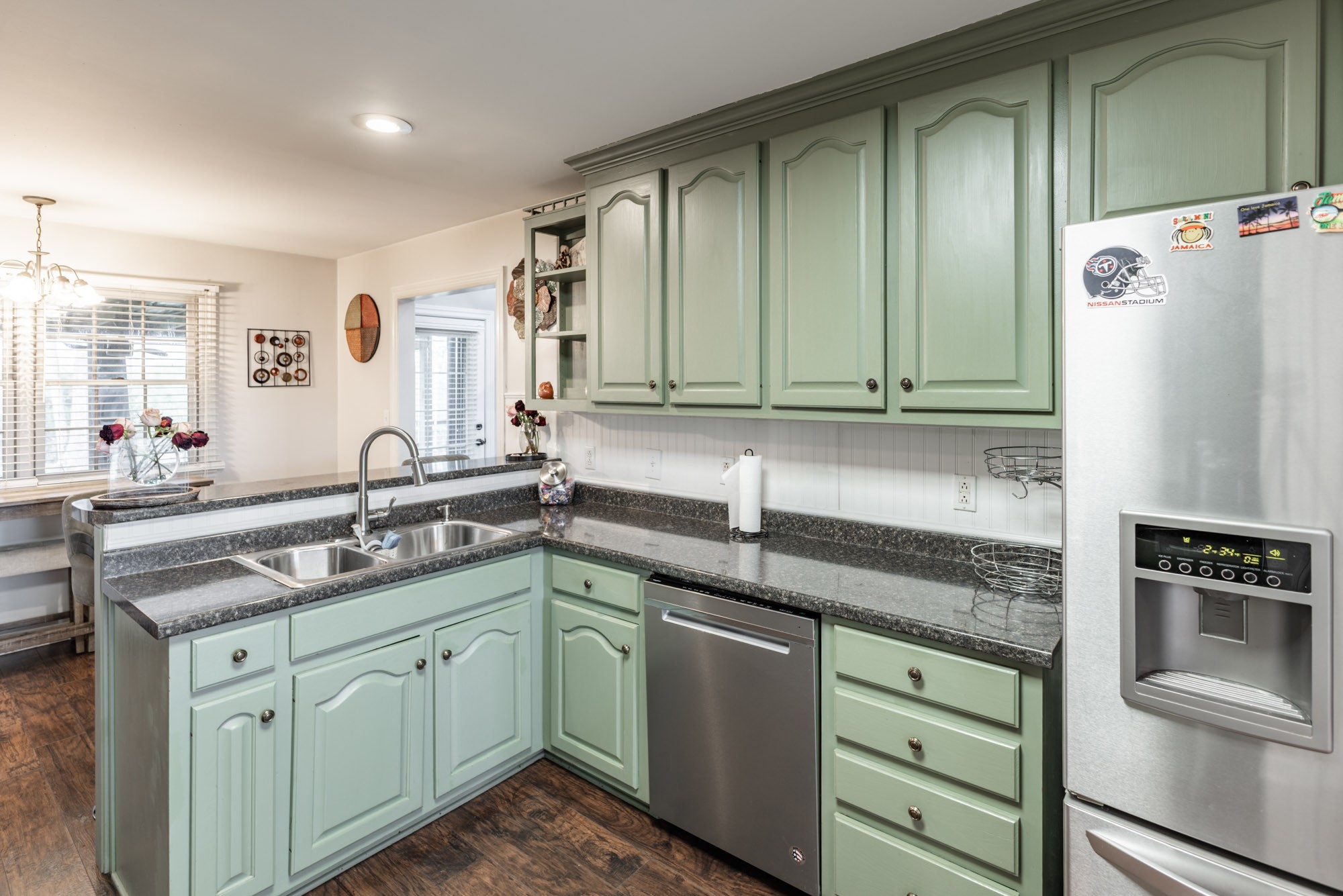 61 Eastridge Road Fayetteville, TN 37334 - Photo 11 of 42 a kitchen with stainless steel appliances granite countertop a sink stove and refrigerator
