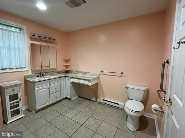 $819,990 | 3203 Riverview Drive, Triangle, VA 22172