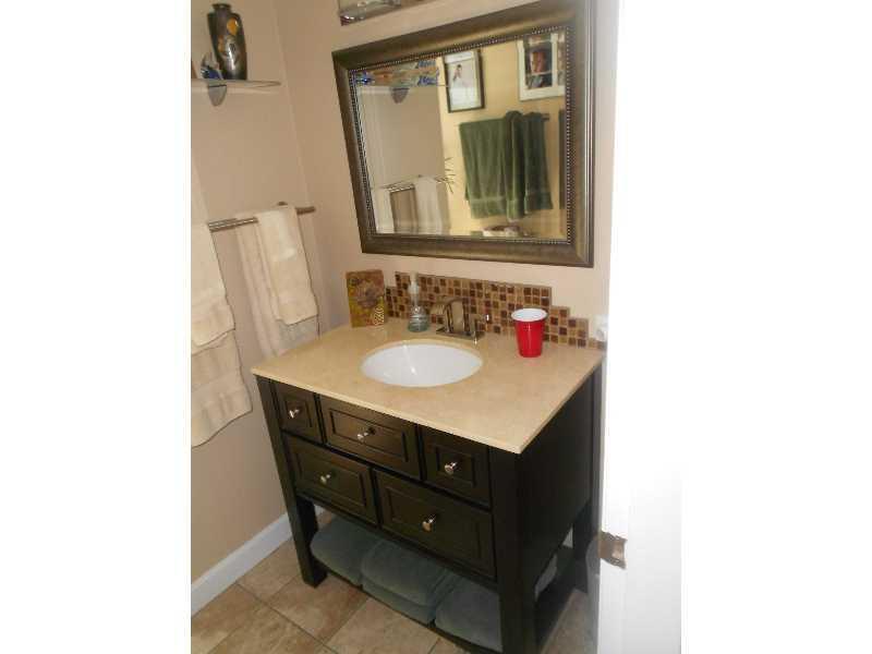 74 Mountain Road Cape Neddick, ME 03902 - Photo 29 of 30 Master Bath/Spa.