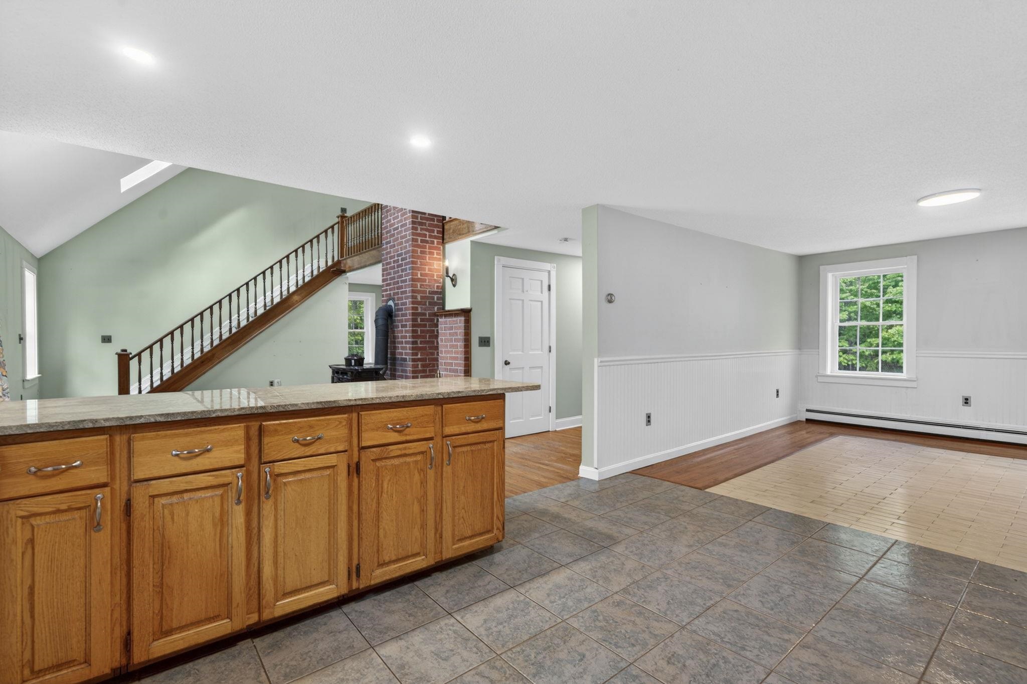 141 Mitchell Road Nottingham, NH 03290 - Photo 21 of 59