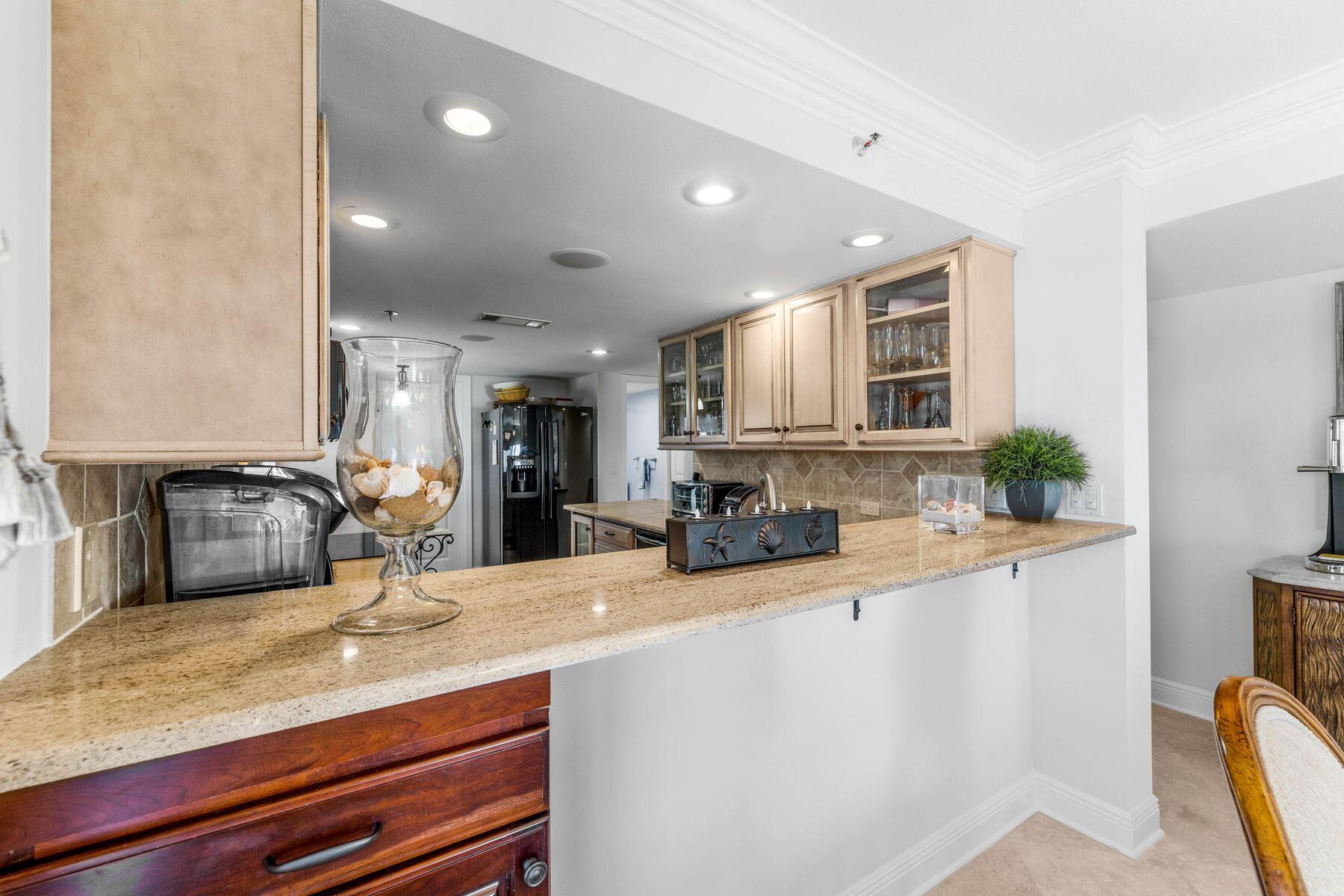 1008 Highway 98, Unit 83 Destin, FL 32541 - Photo 11 of 38 Destin Towers 83