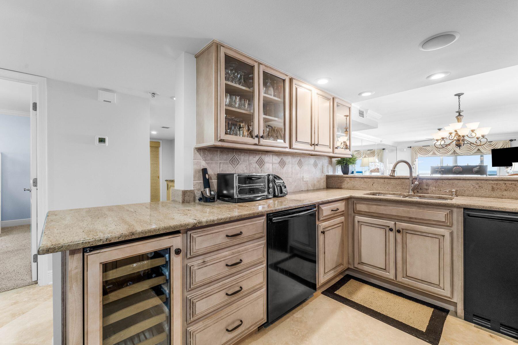 1008 Highway 98, Unit 83 Destin, FL 32541 - Photo 14 of 38 Destin Towers 83