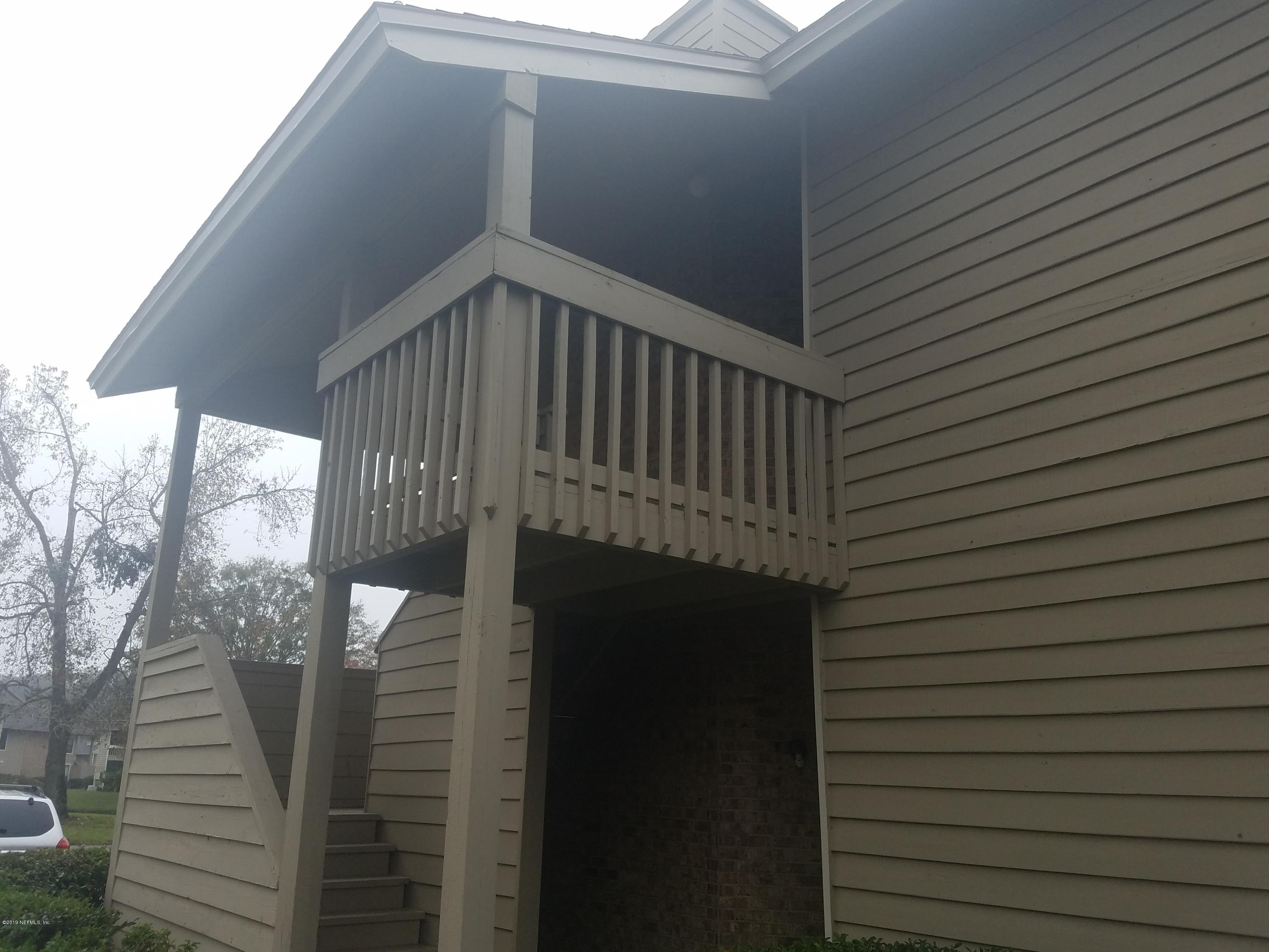 10200 Belle Rive Boulevard, Unit 256 Jacksonville, FL 32256 - Photo 16 of 18 a view of balcony