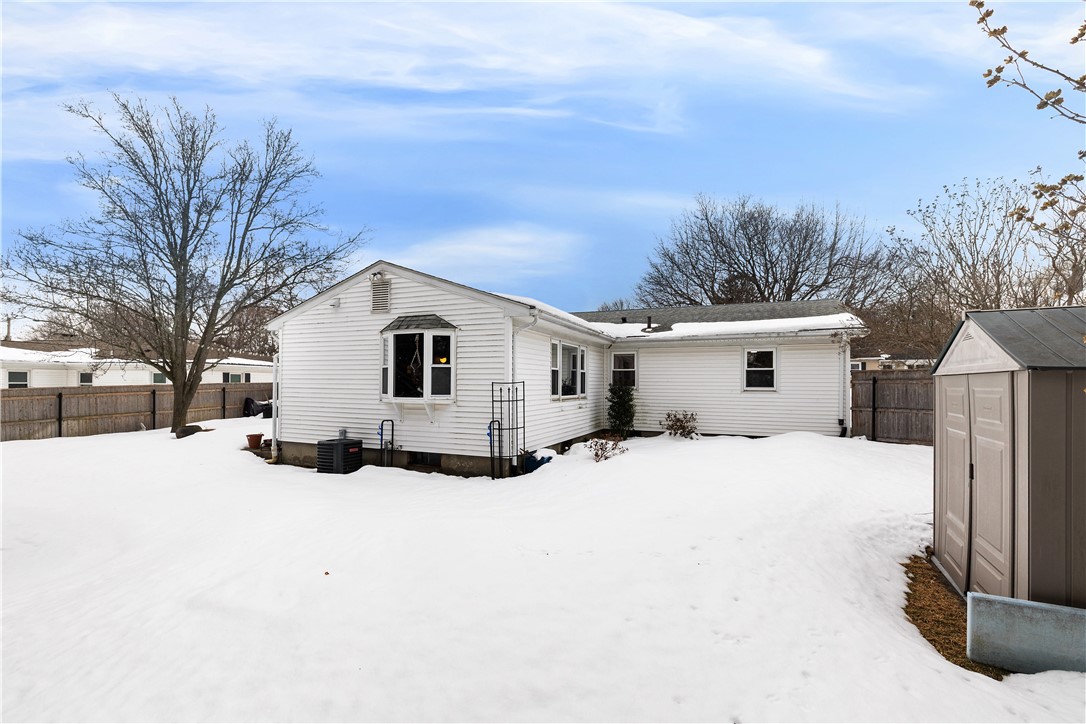 127 Dellwood Road Cranston, RI 02920 - Photo 34 of 47