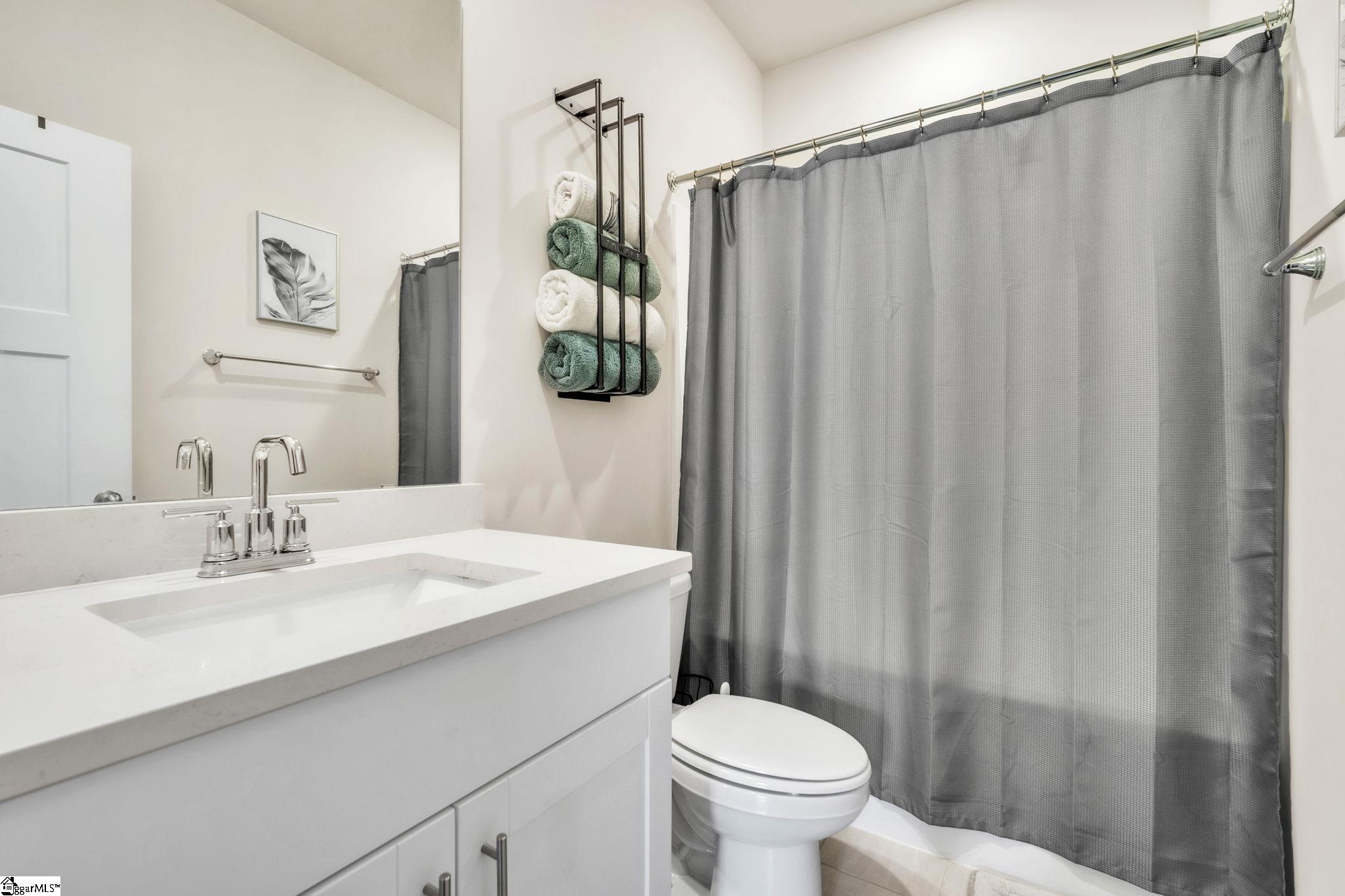 101 Roderick Lane Greenville, SC 29605 - Photo 12 of 36 Gallery Image 12