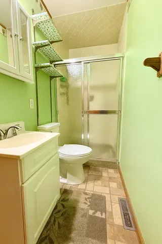 $310,000 | 760 Cumberland Street, Hoffman Estates, IL 60169